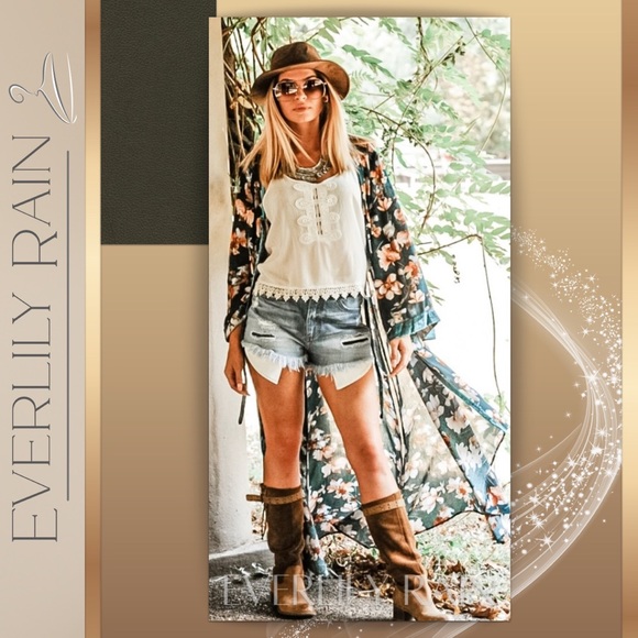 LAST ONE! Gorgeous Velvet Trim Kimono Duster - Picture 4 of 16